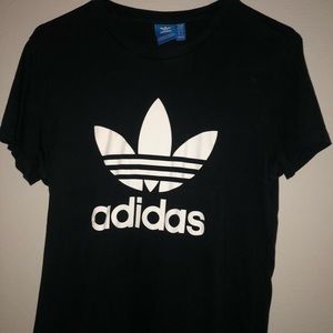 Adidas tee